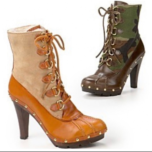 Michael Kors Studded Camouflage Leather Boot Size 6.5 - Picture 2 of 11